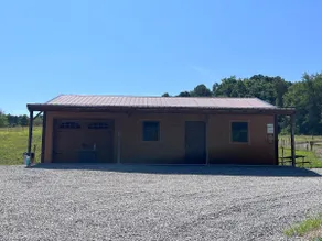Possum Hollow Cabins Unit 3 - Image 3