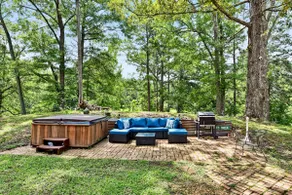 Private LakeHouse | HotTub w/lakeview, Pets Kayaks - Image 2