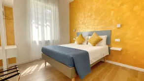 Downtown apartment + Free WiFi + Parking + Balcony - Image 2