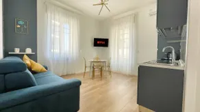 Downtown apartment + Free WiFi + Parking + Balcony - Image 4