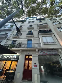 * Cozy secure two-room apartment Clemenceau privilege * - Image 2