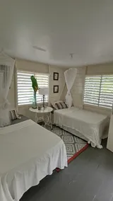 Kuzi Twin Room on Winifred Beach Road - Image 5