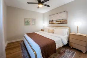 3BR with Yard in San Diego near La Jolla, Sleeps 7 - Image 4