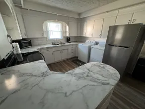 3 Bedroom Home Near Park - Image 4