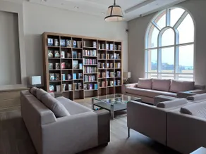 Elegant Loft with Terrace in Viva Bahriya - Image 3