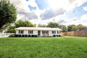 Charming Family Friendly Home - Image 3