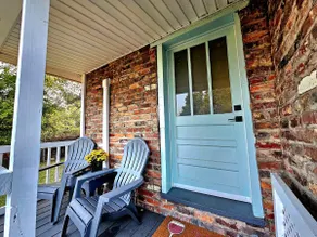 Brickhaven Studio: Detached Kitchen turned Studio! - Image 3
