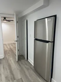 NEW Quiet Intwn Apt WITH Private Entry, Bath & Patio - Image 5