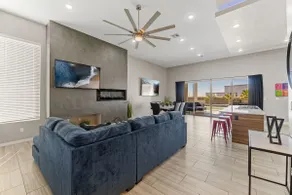 Miami Style Pool House 4 Bed 3 and a Half Bath Villa - Image 4