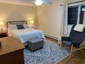Private, spacious apartment - Image 2