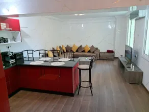 Jasmine City Center Apartment | Unique & Stylish - Image 3