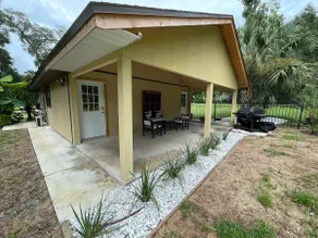 Cozy Guesthouse Suite - Image 4
