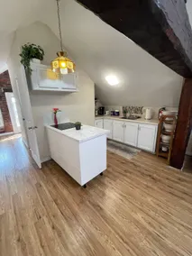 Lovely two bedrooms 5 minutes walk from ocean - Image 5