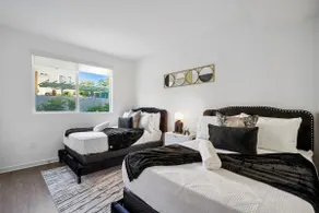 House of LV-Themed Unit In Hollywood Gym/rooftop - Image 3
