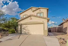 Sonoran serenity stay. 4Bed/2.5 bath. Heated pool. - Image 3