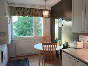Cozy two-room apartment with a covered parking space - Image 3