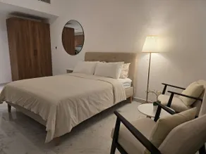 The Royal Suite - Image 2