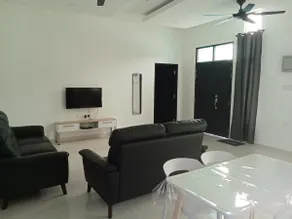 Homestay Kota Bharu With Pool - Image 3