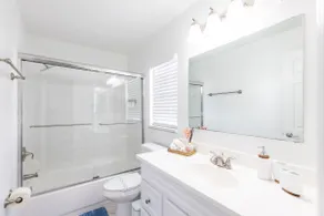 Modern Oasis in the Heart of Brandon. - Image 2
