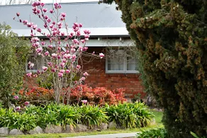 Chiltern Country Cottage - Provincial Style. - Image 2
