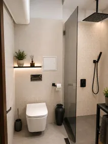 Design Apt + 2 Baths & Fast WiFi/Top Center - Image 5