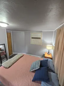 A cozy furnished 1 bedroom lower level Apartment. - Image 2