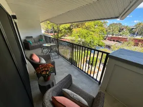 Naples 2BR/2BA - Heated Pool, Lagoon View - Image 3