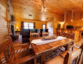 Log cabin in wooded Wilderness - Image 3