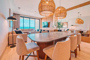 Luxury oceanfront apartment in Velamar - Image 2