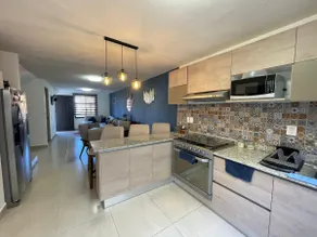 Private House in Jardines de Allende - Image 5
