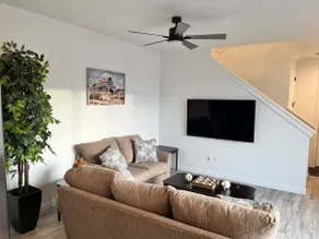 New Townhome w/ King Bed & Bunks - Image 2