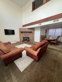 Santa Fe style three bedroom. - Image 2