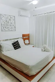 Soha suite,b10 luxury apt, rooftop pool/ nice area - Image 2