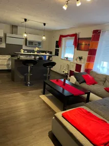 Modern first floor apartment - Image 3