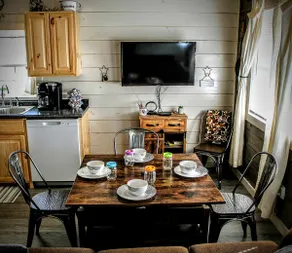 Oak Valley Cabin - Image 3