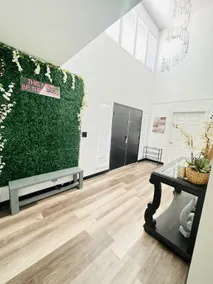 Spacious home near Napa and Vallejo! - Image 3