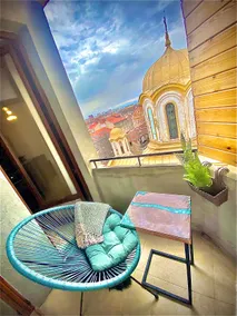 Quiet Rooftop Apt & View/top center/car free area - Image 3