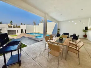 MA3 House with pool in Lomas de Comanjilla - Image 2