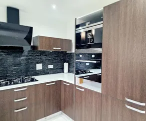 New build modern high spec house - Image 3