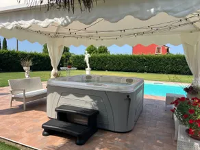 Luxury Countryside Estate Pool- Whirpool-billiards - Image 4