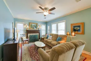 Bee Inn Brenham Holiday Cottage - Image 3