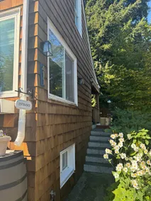 Coasis - W. Seattle Retreat with Hot Tub - Image 3