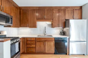Modern taste of Little Italy! Minutes to downtown! - Image 2
