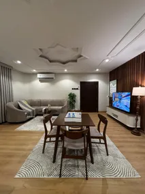 Luxury apartment near Al-Qiblatain Mosque, walking distance | 6 - Image 4
