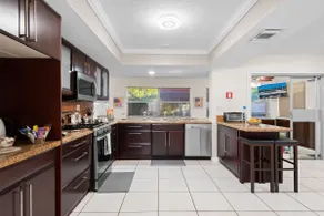 Family Home. 3 mi to Hard Rock Stadium-BBQ-Parking - Image 4