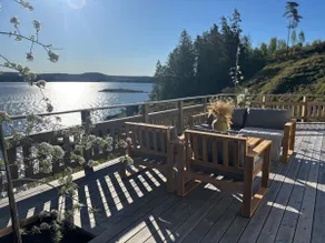 Luxury front row cottage with private jetty - Image 5