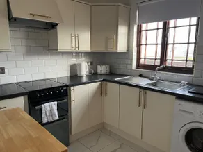 The Lyttle Cottage - Image 2