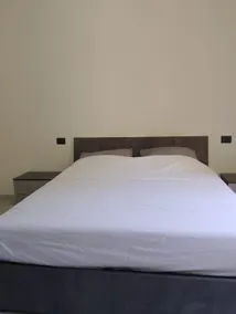 apartment in a tourist area - Image 3