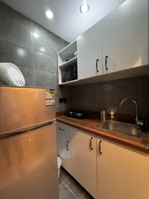 Stylish Apartment Near Al-Qiblatain Mosque | 7 | Self Check-in - Image 3