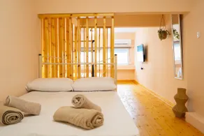 A F small maisonette - Image 5